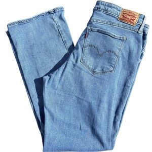 Levi's High Rise Boot Cut Jeans with Signature Patch